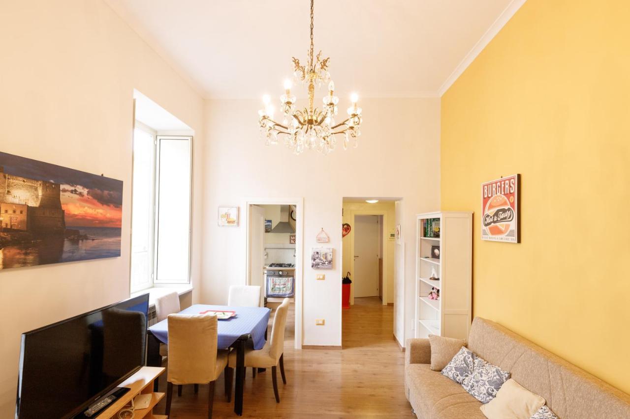 Duomo 77 - In The Heart Of The Historical Center By Elite Villas Naples Exterior photo